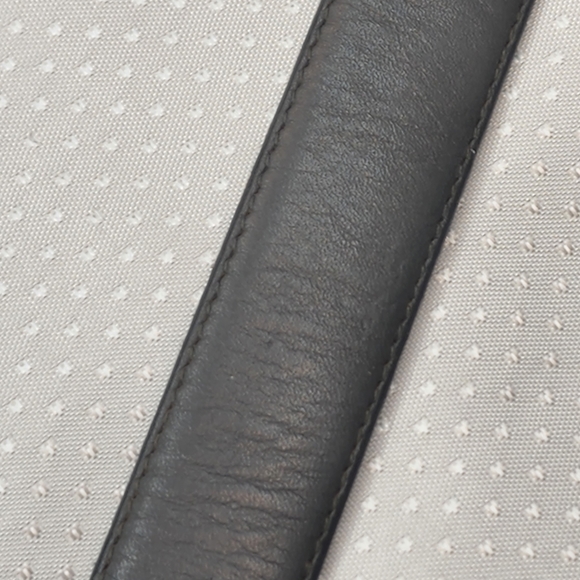 Vintage Pierre Cardin Gray Belt.1st hole at 28.5".Last hole at 32" - Picture 4 of 6